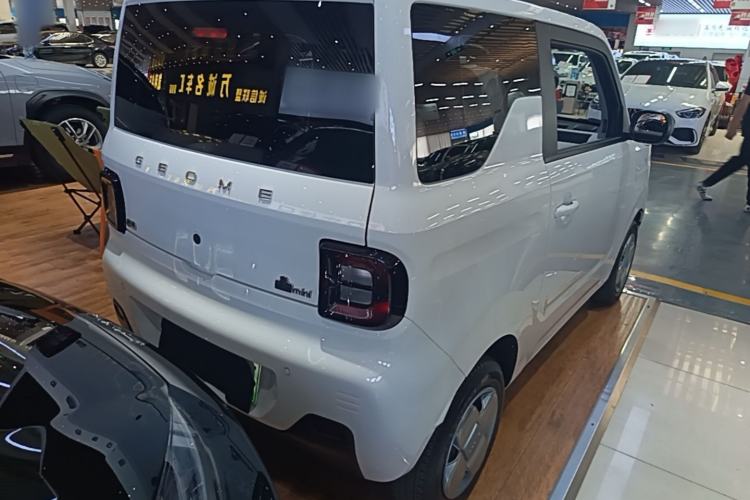 Used Geely Galaxy Panda 2023 Panda Mini 200km Endurance Bear Rear Right 45 Deg