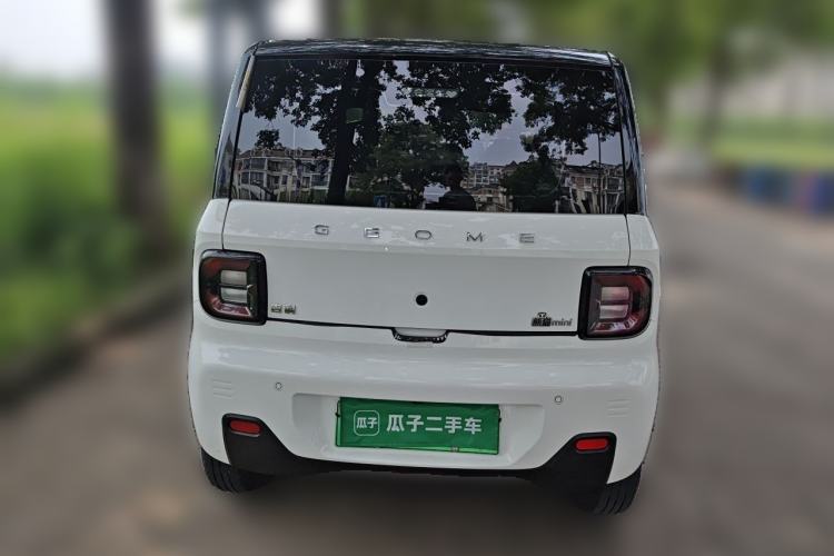Used Geely Galaxy Panda 2023 Panda Mini 200km Endurance Bear Rear