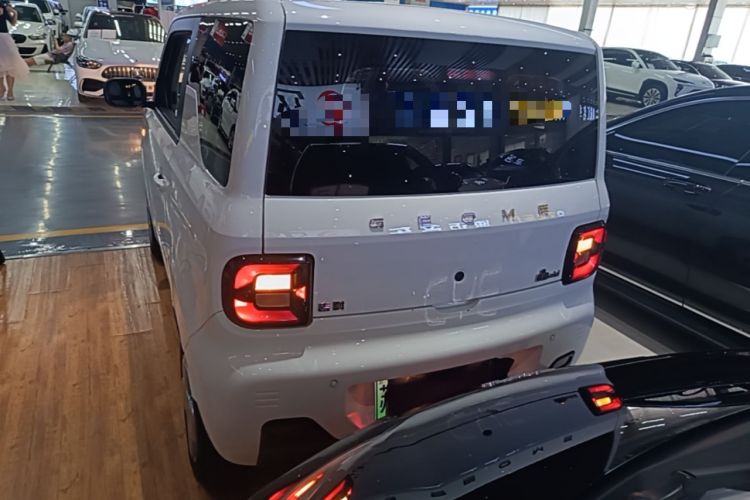 Used Geely Galaxy Panda 2023 Panda Mini 200km Endurance Bear Rear