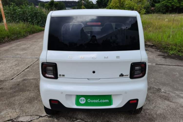 Used Geely Galaxy Panda 2023 Panda Mini 120km Super Cute Bear Rear