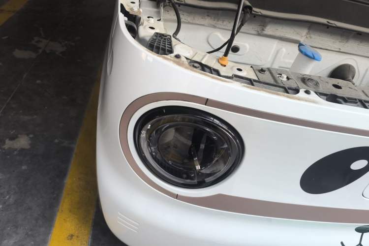 Used Geely Galaxy Panda 2023 Panda Mini 200km Endurance Bear Right Front Headlight