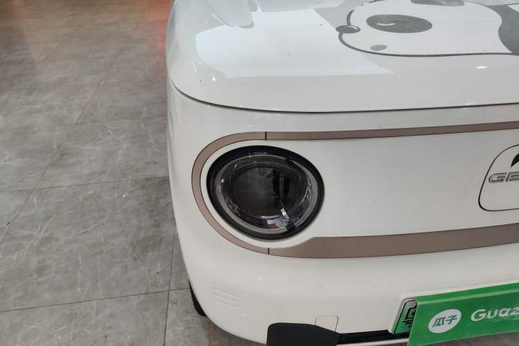 Used Geely Galaxy Panda 2023 Panda Mini 200km Dynamic Bear Right Front Headlight