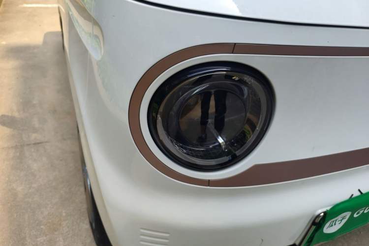 Used Geely Galaxy Panda 2023 Panda Mini 120km Super Cute Bear Right Front Headlight