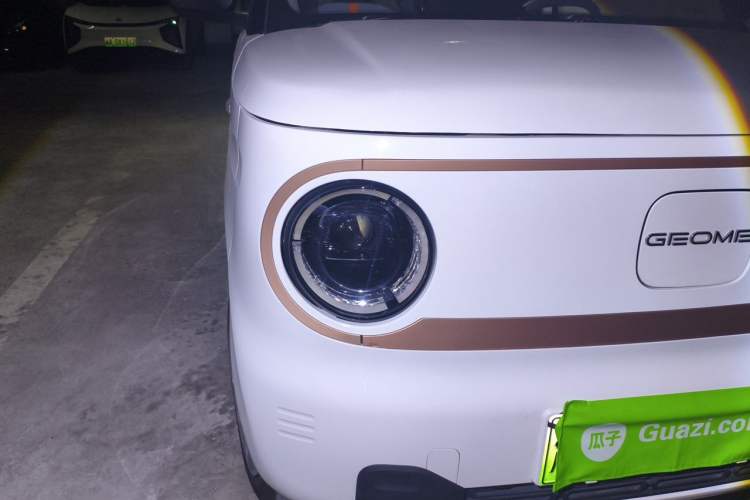 Used Geely Galaxy Panda 2023 Panda Mini 200km Dynamic Bear Right Front Headlight