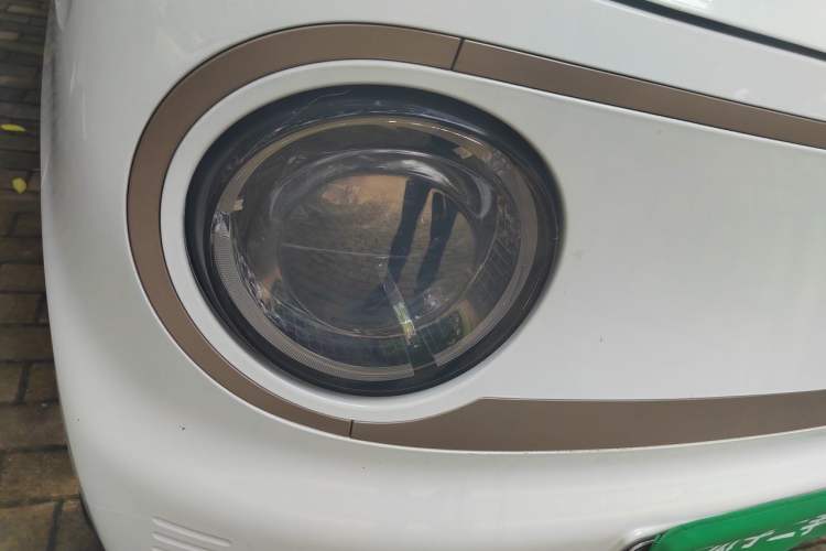 Used Geely Galaxy Panda 2023 Panda Mini 200km Endurance Bear Right Front Headlight