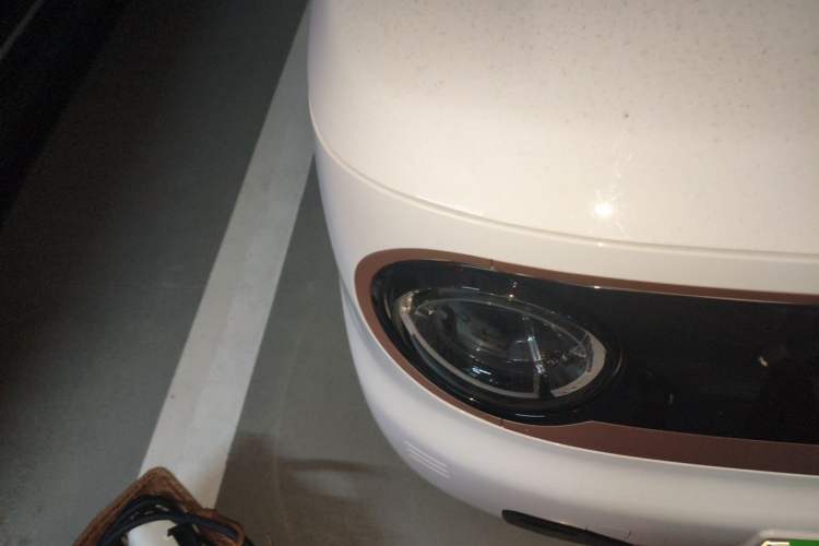 Used Geely Galaxy Panda 2023 Panda Mini 200km Endurance Bear Right Front Headlight