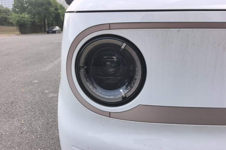 Used Geely Galaxy Panda 2023 Panda Mini 200km Endurance Bear Right Front Headlight