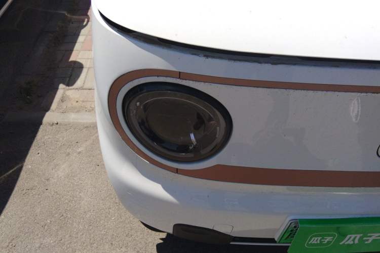 Used Geely Galaxy Panda 2023 Panda Mini 200km Endurance Bear Right Front Headlight