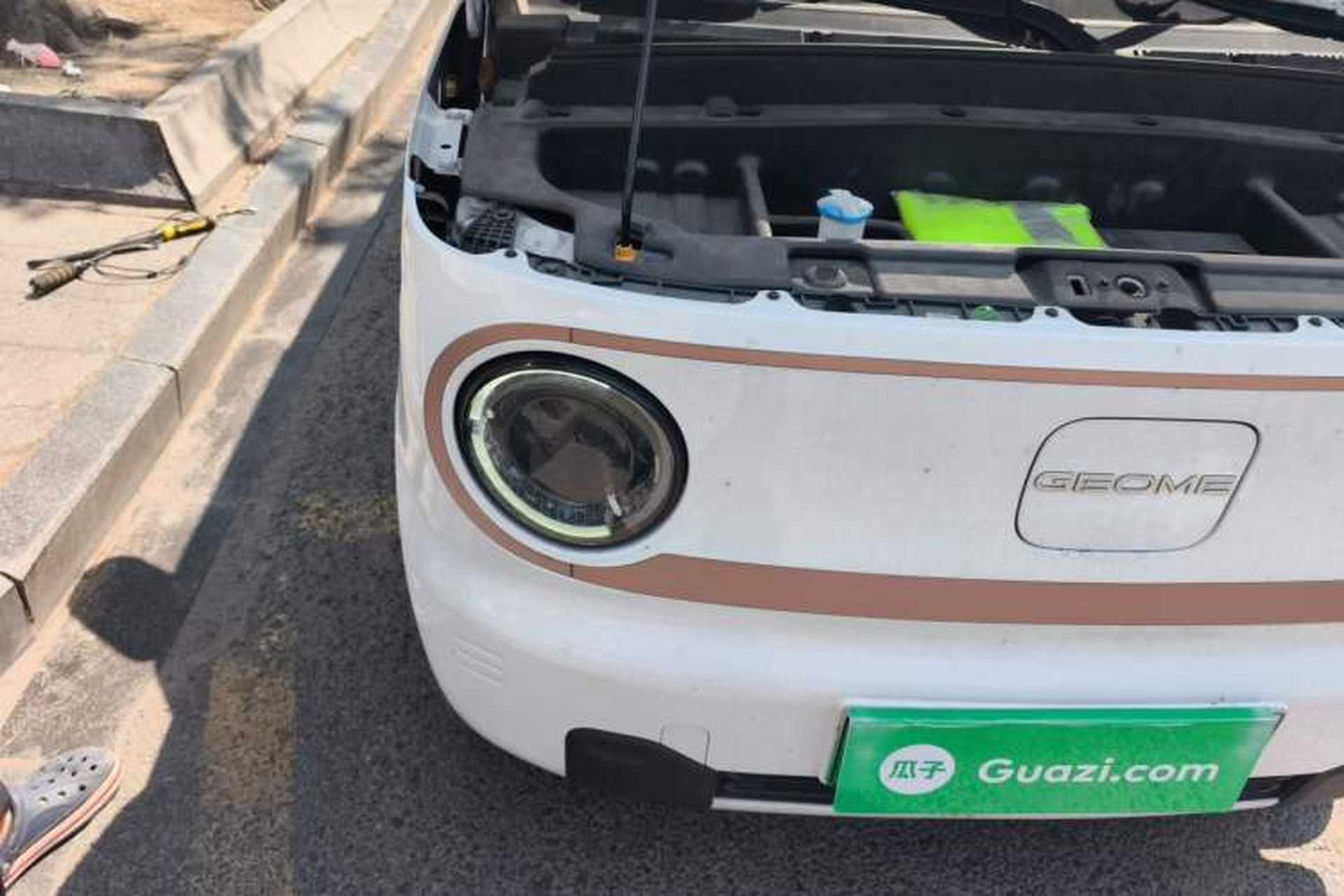 Used Geely Galaxy Panda 2023 Panda Mini 200km Endurance Bear Right Front Headlight