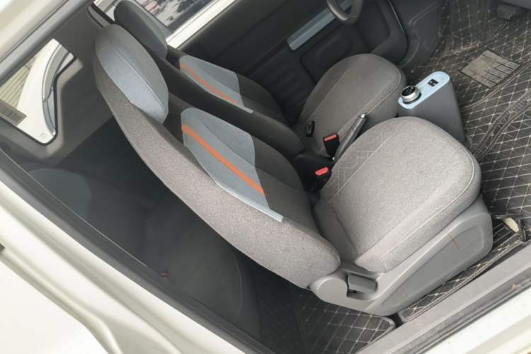 Used Geely Galaxy Panda 2023 Panda Mini 200km Endurance Bear Right Front Seat