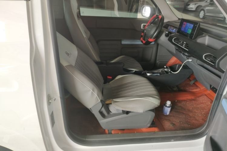 Used Geely Galaxy Panda 2023 Panda Mini 200km Endurance Bear Right Front Seat