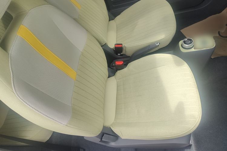 Used Geely Galaxy Panda 2023 Panda Mini 200km Endurance Bear Right Front Seat