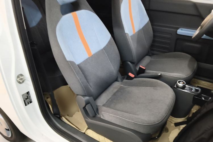 Used Geely Galaxy Panda 2023 Panda Mini 200km Endurance Bear Right Front Seat