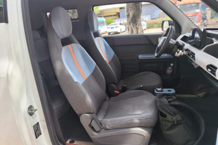 Used Geely Galaxy Panda 2023 Panda Mini 200km Endurance Bear Right Front Seat