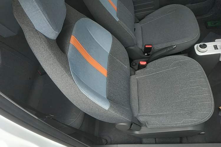 Used Geely Galaxy Panda 2023 Panda Mini 200km Endurance Bear Right Front Seat