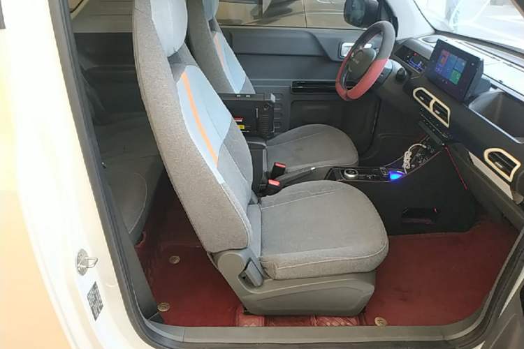 Used Geely Galaxy Panda 2023 Panda Mini 200km Dynamic Bear Right Front Seat