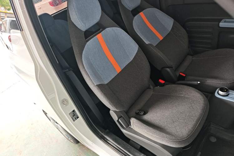 Used Geely Galaxy Panda 2023 Panda Mini 200km Endurance Bear Right Front Seat