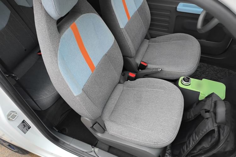 Used Geely Galaxy Panda 2023 Panda Mini 200km Endurance Bear Right Front Seat