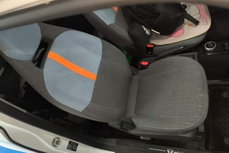 Used Geely Galaxy Panda 2023 Panda Mini 200km Endurance Bear Right Front Seat