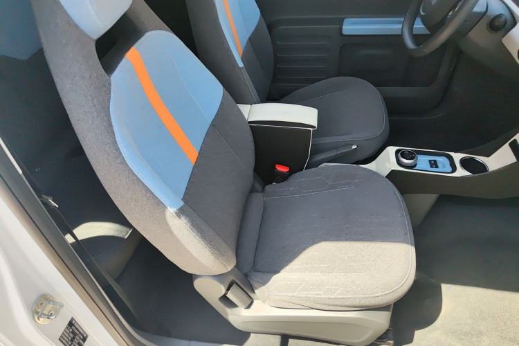 Used Geely Galaxy Panda 2023 Panda Mini 200km Endurance Bear Right Front Seat