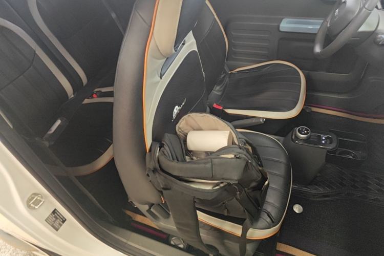 Used Geely Galaxy Panda 2023 Panda Mini 200km Endurance Bear Right Front Seat