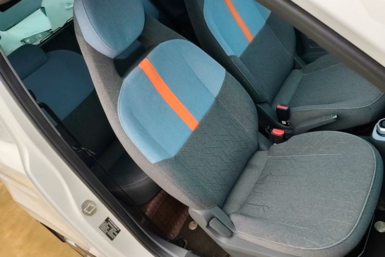 Used Geely Galaxy Panda 2023 Panda Mini 200km Endurance Bear Right Front Seat