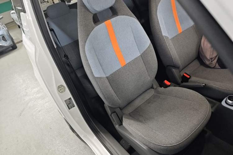 Used Geely Galaxy Panda 2023 Panda Mini 200km Endurance Bear Right Front Seat