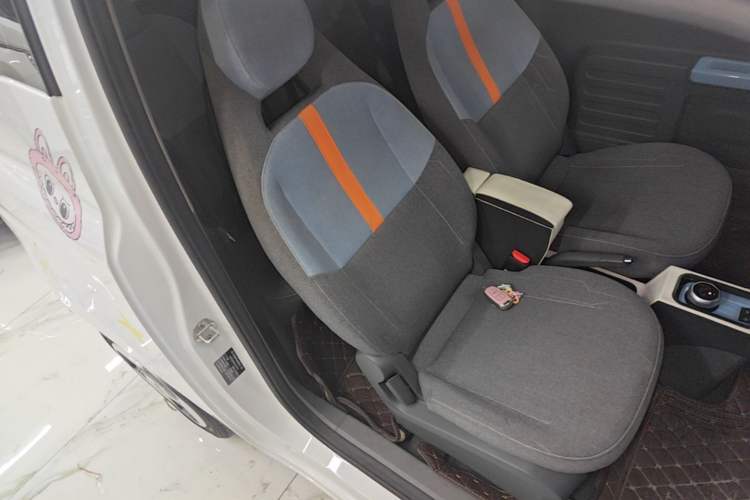 Used Geely Galaxy Panda 2023 Panda Mini 200km Dynamic Bear Right Front Seat