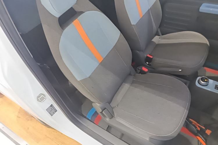 Used Geely Galaxy Panda 2023 Panda Mini 200km Endurance Bear Right Front Seat
