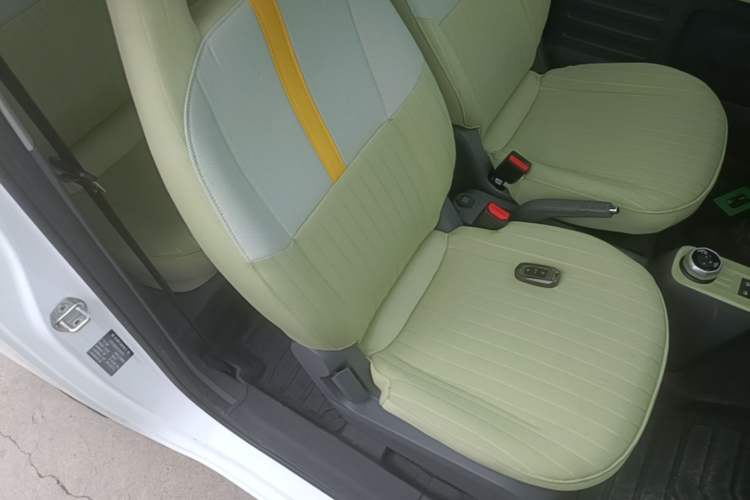 Used Geely Galaxy Panda 2023 Panda Mini New Year Edition Treasure Bear Right Front Seat