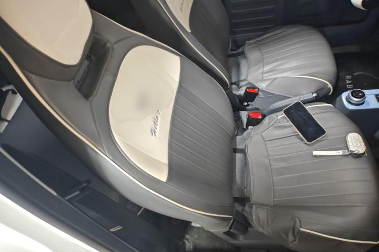 Used Geely Galaxy Panda 2023 Panda Mini 200km Endurance Bear Right Front Seat