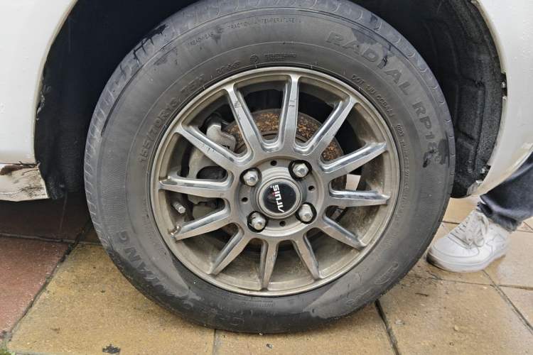 Used Geely Galaxy Panda 2023 Panda Mini 200km Endurance Bear Right Front Wheel Hub