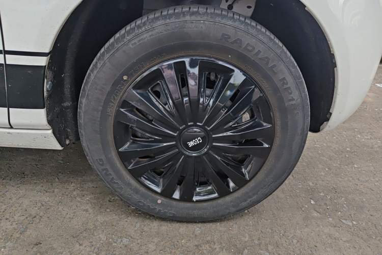 Used Geely Galaxy Panda 2023 Panda Mini 200km Endurance Bear Right Front Wheel Hub