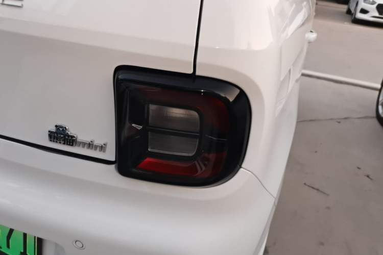Used Geely Galaxy Panda 2023 Panda Mini 120km Cute Bear Right Rear Taillight
