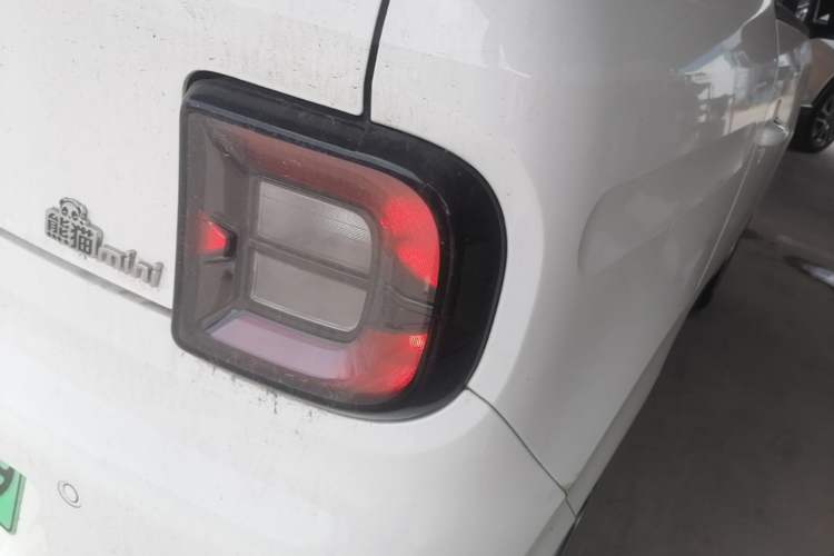 Used Geely Galaxy Panda 2023 Panda Mini 200km Dynamic Bear Right Rear Taillight