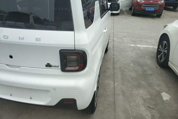 Used Geely Galaxy Panda 2023 Panda Mini 200km Dynamic Bear Right Rear Taillight