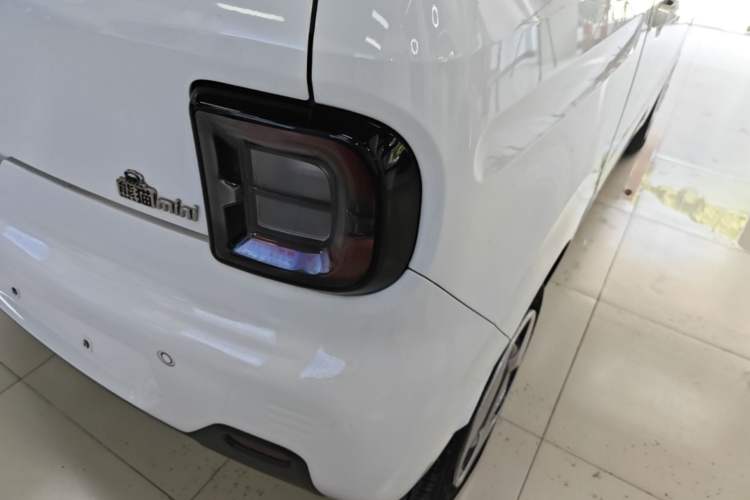 Used Geely Galaxy Panda 2023 Panda Mini 200km Dynamic Bear Right Rear Taillight