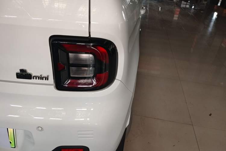 Used Geely Galaxy Panda 2023 Panda Mini 200km Dynamic Bear Right Rear Taillight