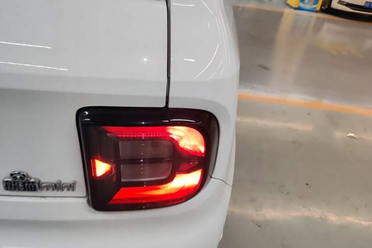 Used Geely Galaxy Panda 2023 Panda Mini 200km Dynamic Bear Right Rear Taillight