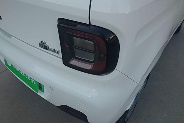 Used Geely Galaxy Panda 2023 Panda Mini 200km Endurance Bear Right Rear Taillight