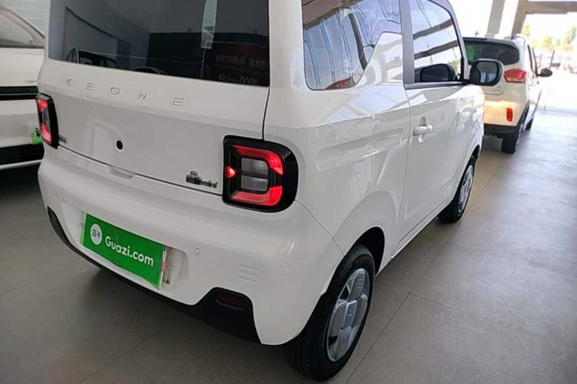 Used Geely Galaxy Panda 2023 Panda Mini 200km Endurance Bear Right Rear Taillight