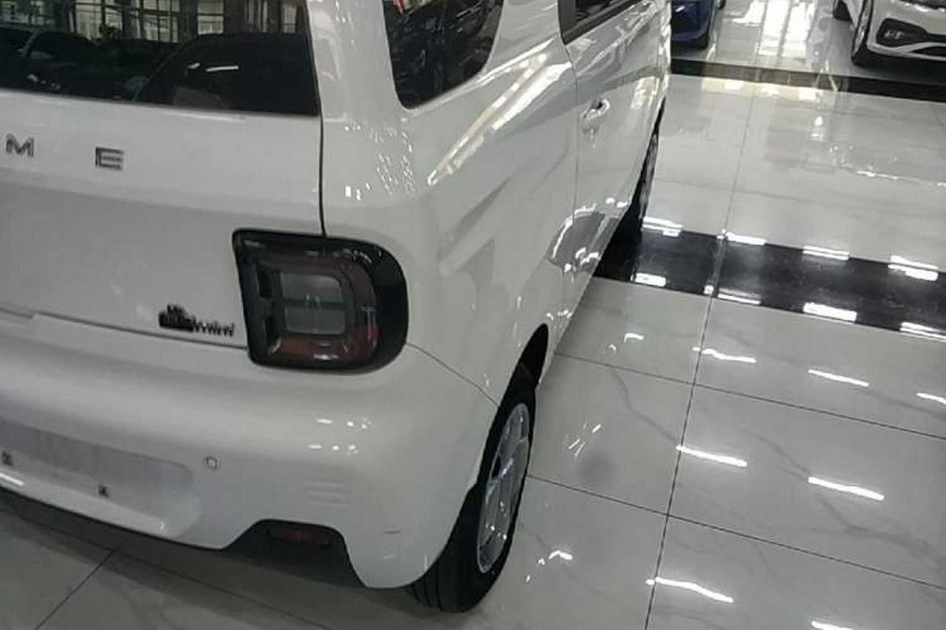 Used Geely Galaxy Panda 2023 Panda Mini 200km Endurance Bear Right Rear Taillight