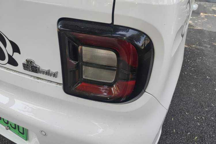 Used Geely Galaxy Panda 2023 Panda Mini 200km Dynamic Bear Right Rear Taillight