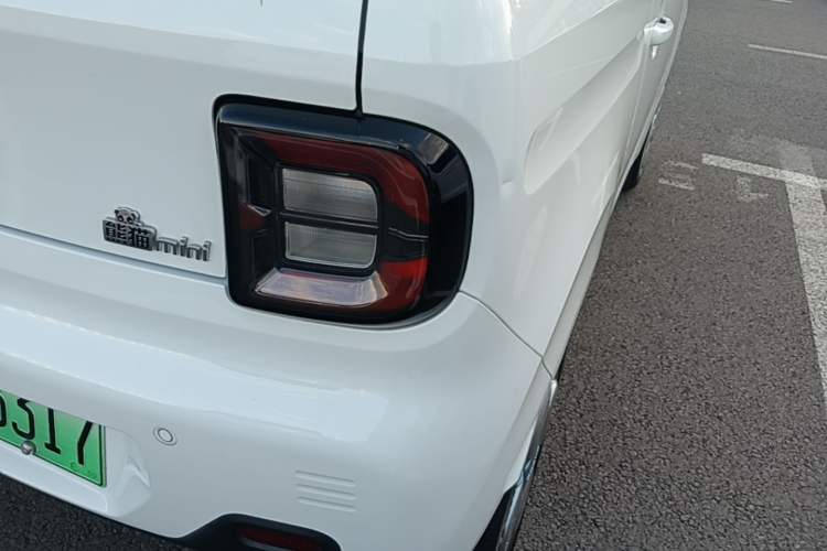 Used Geely Galaxy Panda 2023 Panda Mini 200km Endurance Bear Right Rear Taillight