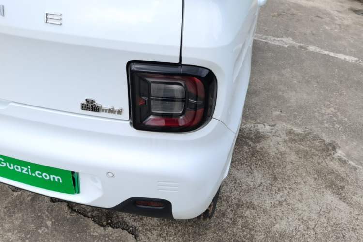 Used Geely Galaxy Panda 2023 Panda Mini 120km Super Cute Bear Right Rear Taillight