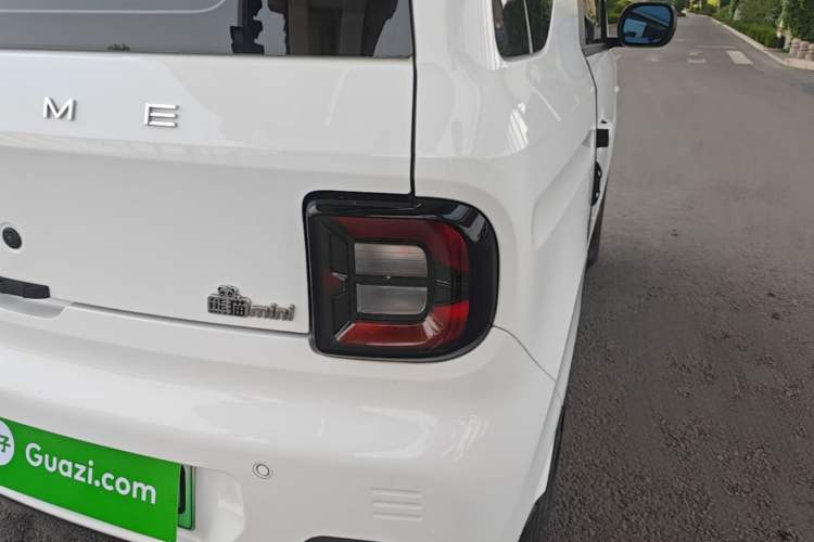 Used Geely Galaxy Panda 2023 Panda Mini 200km Dynamic Bear Right Rear Taillight