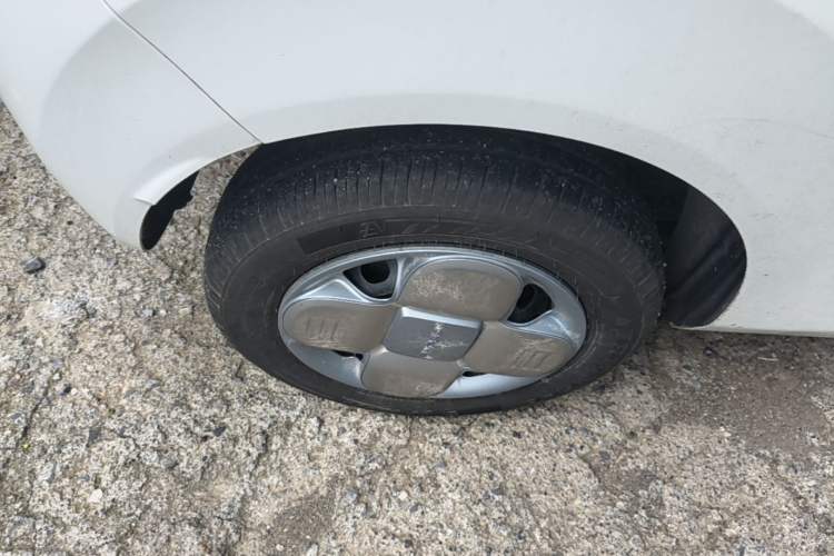 Used Geely Galaxy Panda 2023 Panda Mini 200km Endurance Bear Right Rear Wheel Hub