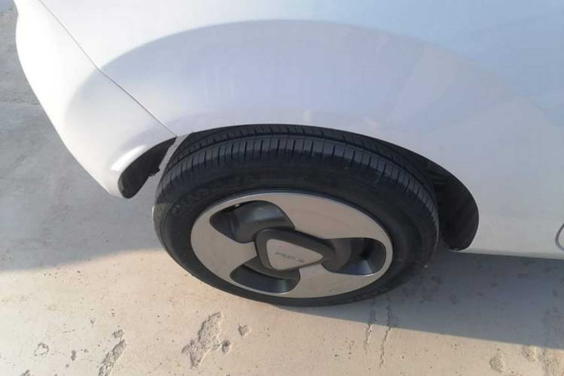 Used Geely Galaxy Panda 2023 Panda Mini 200km Dynamic Bear Right Rear Wheel Hub