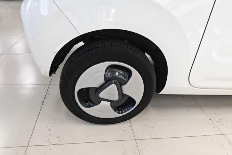 Used Geely Galaxy Panda 2023 Panda Mini 200km Dynamic Bear Right Rear Wheel Hub