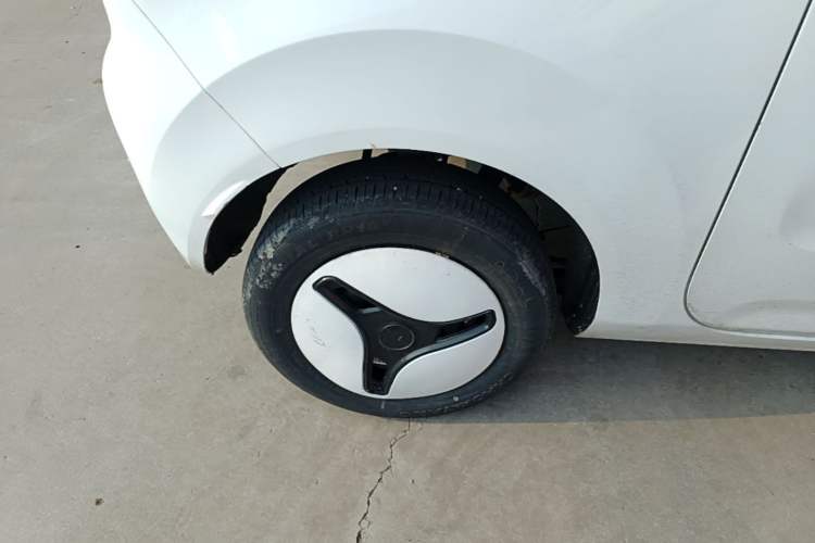 Used Geely Galaxy Panda 2023 Panda Mini 200km Endurance Bear Right Rear Wheel Hub
